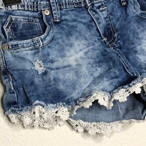 Rue 21 Denim‎ Shorts - Picture 6 of 9